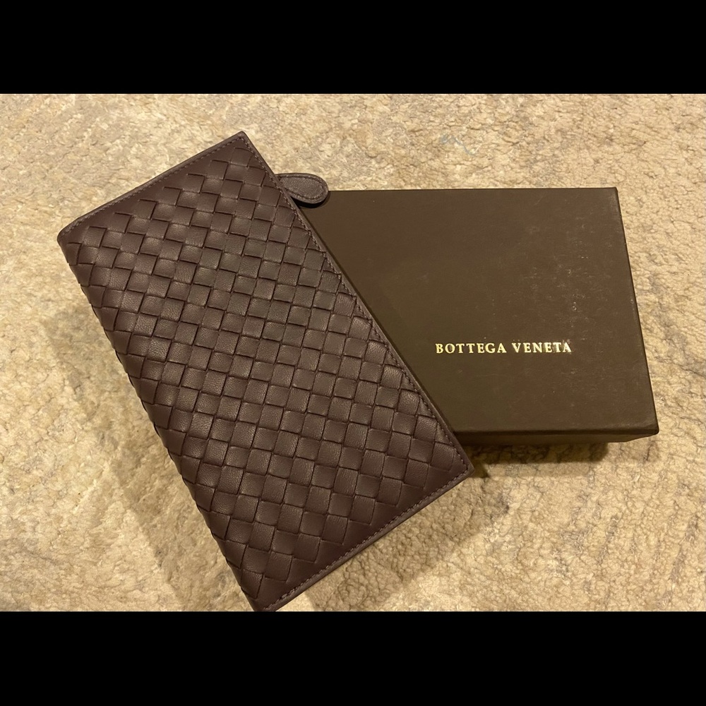 Bottega Veneta Long Wallet with Coin Purse, Brand New!